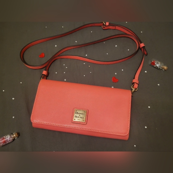 Dooney & Bourke Pebble Leather Daphne Crossbody Wallet Purse - Picture 14 of 16